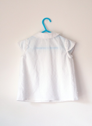 Nina blouses in white dobby cotton back view